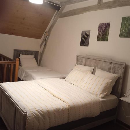 Maison De Vacances Sol & Piper Gombergean Eksteriør billede