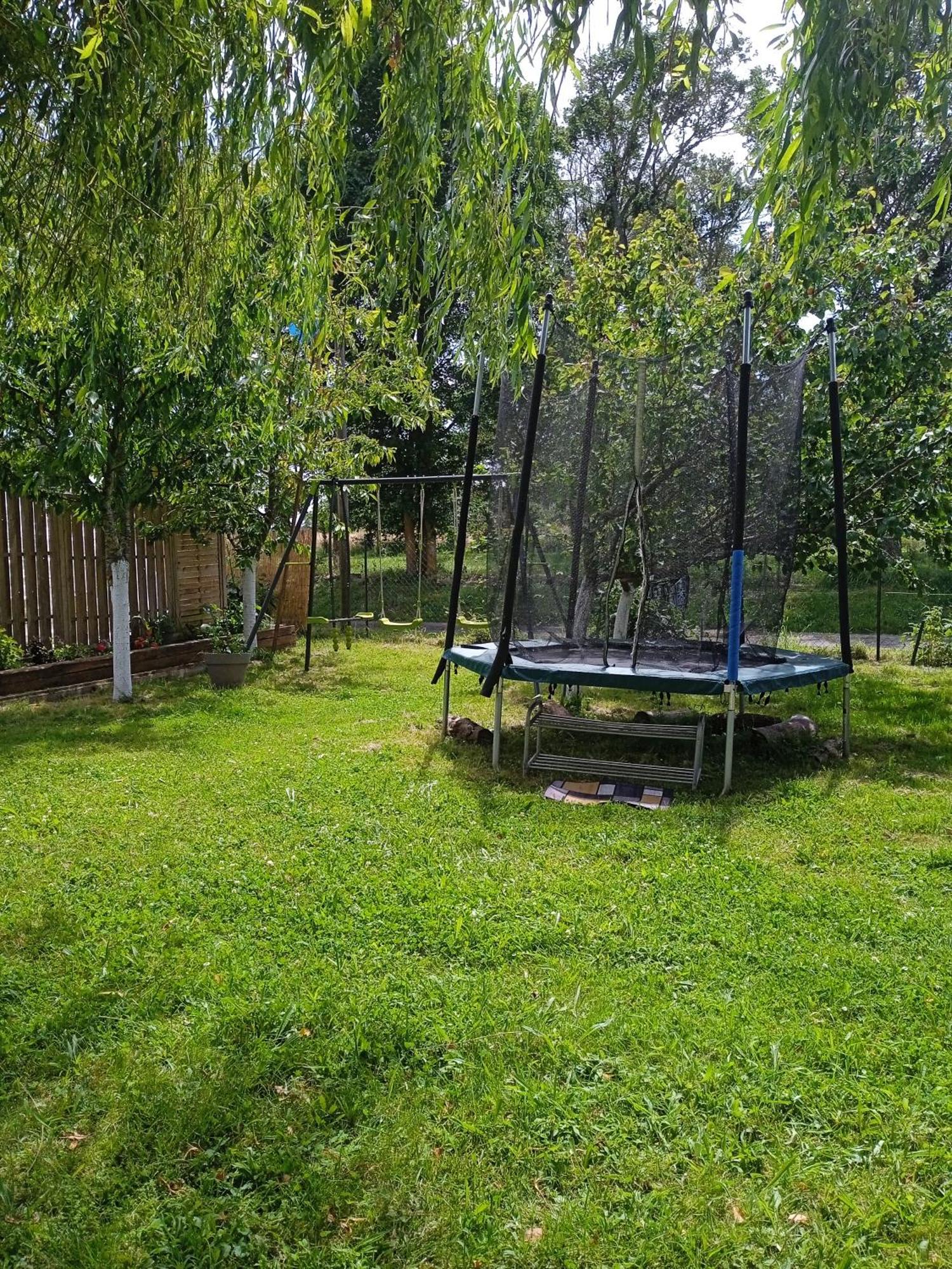 Maison De Vacances Sol & Piper Gombergean Eksteriør billede
